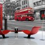 Itseliimautuvat fototapetit - Red bus and phone box in London