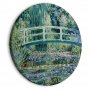 Pyöreä taulu - Bridge at Giverny Claude Monet - Spring Landscape of a Forest With a River