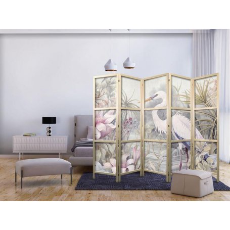 Japanilainen sermi - Heron wading in a pond – illustration in bright colours