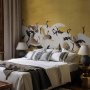 Fototapetti - Japanese cranes - a flock of birds against a golden background based on a painting by Ishida Yūtei
