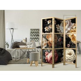 Japanilainen sermi - Floristry in Vintage Style - Huge Colorful Flowers on a Black Background