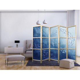 Japanilainen sermi - Schools of Fish - Luminous Clusters of Fish in Blue Among Ocean Depths