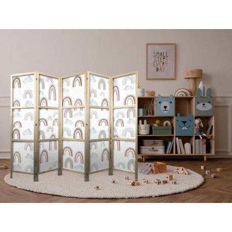 Japanilainen sermi - Rainbows and Clouds - Various-sized rainbows in muted colors among rain clouds in a pale blue shade